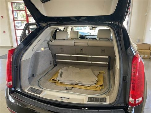 Used 2015 Cadillac SRX Luxury w/ Driver Awareness Package image 23