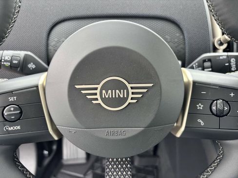 New 2025 MINI Cooper Countryman S image 17