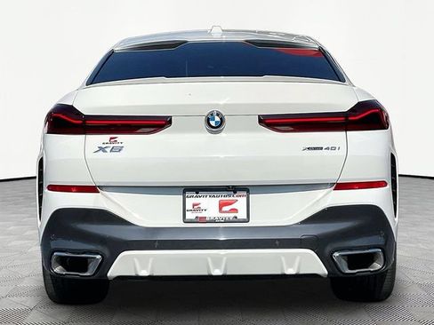 Used 2024 BMW X6 xDrive40i w/ Premium Package AWD/4WD image 6