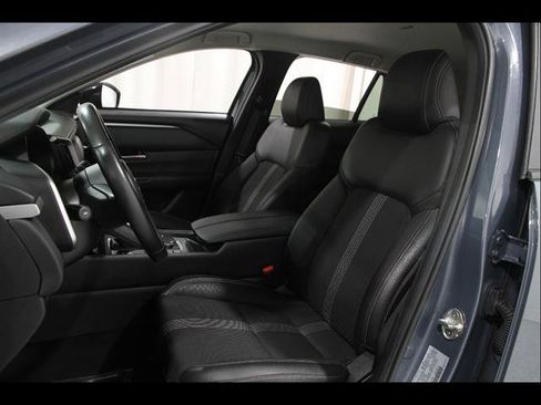 Certified 2024 MAZDA CX-50 AWD 2.5 S w/ Preferred Package image 5