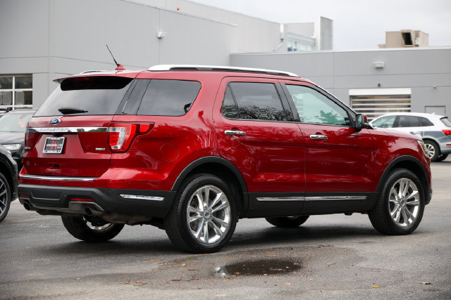Used 2019 Ford Explorer Limited AWD/4WD image 3