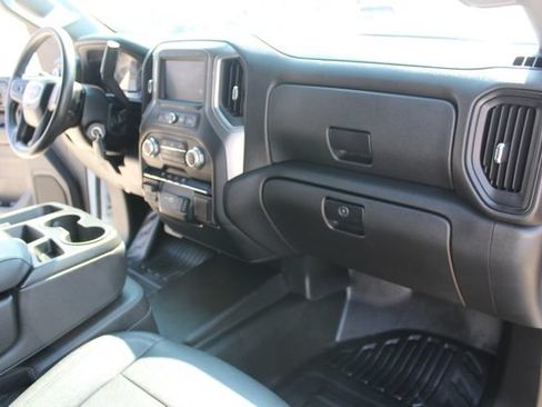 Used 2023 GMC Sierra 2500 Pro w/ Convenience Package AWD/4WD image 14