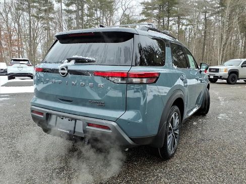New 2026 Nissan Pathfinder Platinum w/ Cargo Package image 7