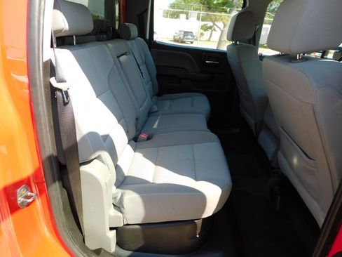 Used 2019 Chevrolet Silverado 2500 W/T AWD/4WD image 31