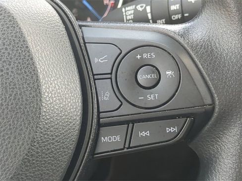 Certified 2025 Toyota RAV4 XLE image 24