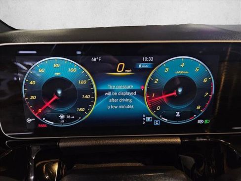 Used 2021 Mercedes-Benz GLA 250 w/ Premium Package image 11