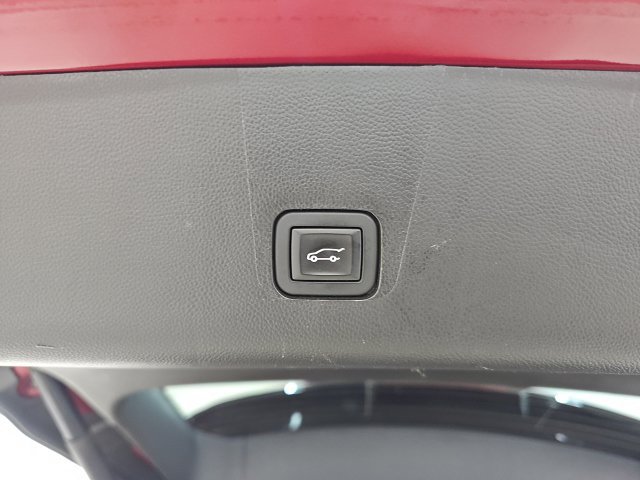 Used 2019 Chevrolet Traverse LT FWD image 9