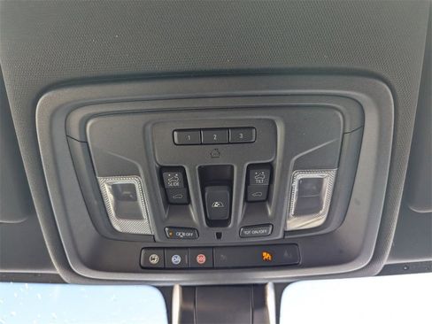 Used 2020 GMC Sierra 3500 AT4 w/ AT4 Premium Package image 30