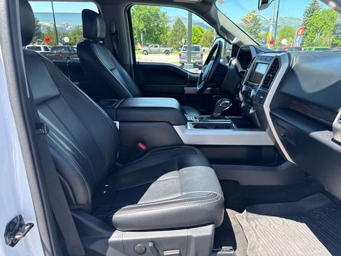 Used 2019 Ford F150 Lariat w/ Equipment Group 502A Luxury AWD/4WD image 21