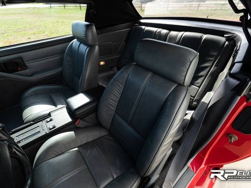 Used 1991 Chevrolet Camaro Z28 RWD image 63