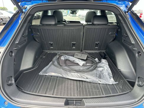 Used 2026 Chevrolet Equinox EV LT FWD image 9