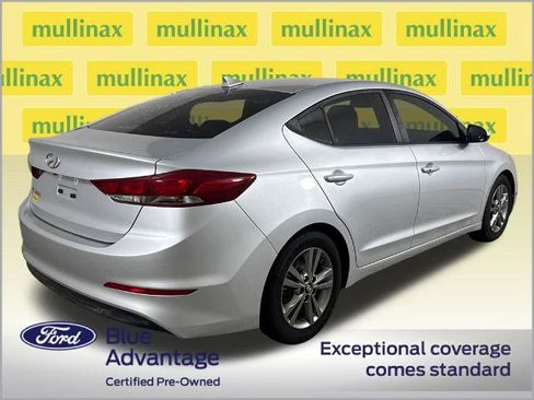 Used 2018 Hyundai Elantra Value Edition w/ Cargo Package FWD image 4