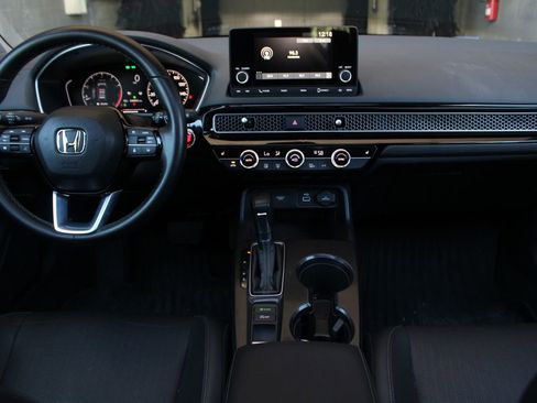Used 2024 Honda Civic EX-L image 17
