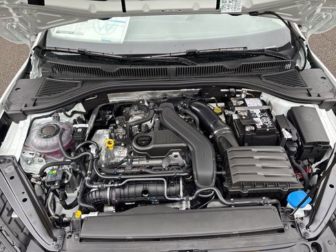 New 2026 Volkswagen Jetta SE image 10