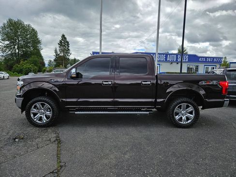 Used 2018 Ford F150 Lariat w/ Equipment Group 502A Luxury AWD/4WD image 2