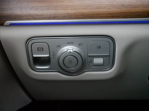 Used 2022 Mercedes-Benz GLE 350 4MATIC image 27