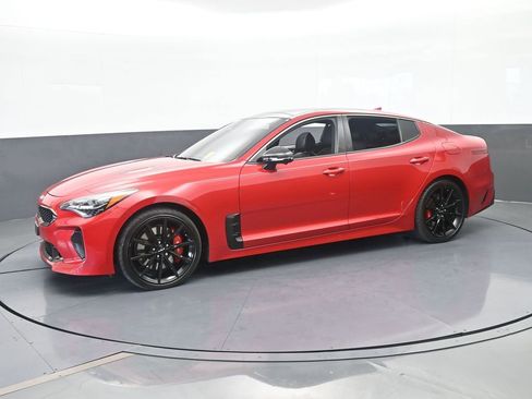 Used 2023 Kia Stinger GT2 AWD/4WD image 2