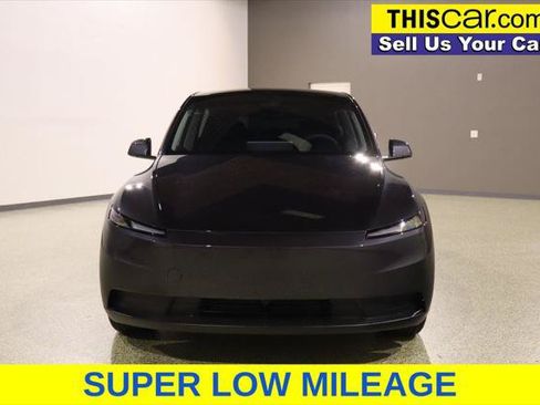Used 2026 Tesla Model Y 2WD image 2