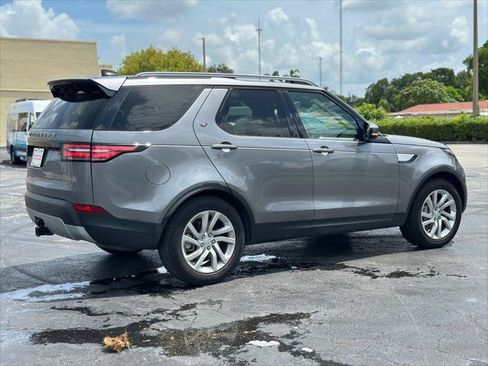 Used 2020 Land Rover Discovery HSE AWD/4WD image 8