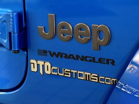 Used 2024 Jeep Wrangler Unlimited Rubicon 392 image 18