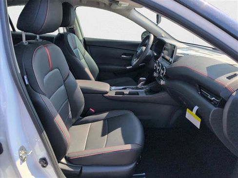 New 2025 Nissan Sentra SR w/ SR Premium Package FWD image 24