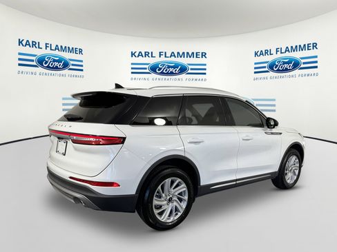 Used 2022 Lincoln Corsair FWD image 3