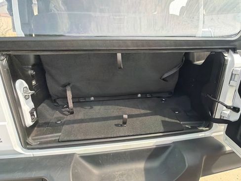 Used 2024 Jeep Wrangler Sport AWD/4WD image 8