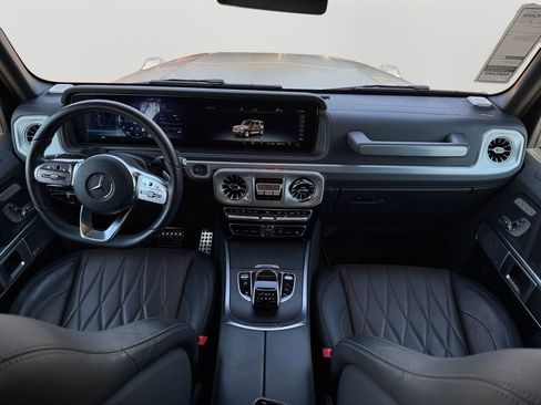 Used 2024 Mercedes-Benz G 550 G 550 w/ Final Edition w/ Olive Magno image 17