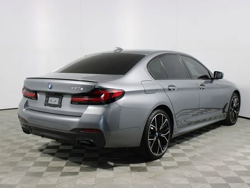 Used 2023 BMW 530e w/ M Sport Package image 44