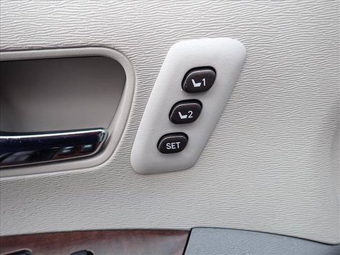Used 2013 Toyota Sienna Limited w/ Premium Pkg AWD/4WD image 15