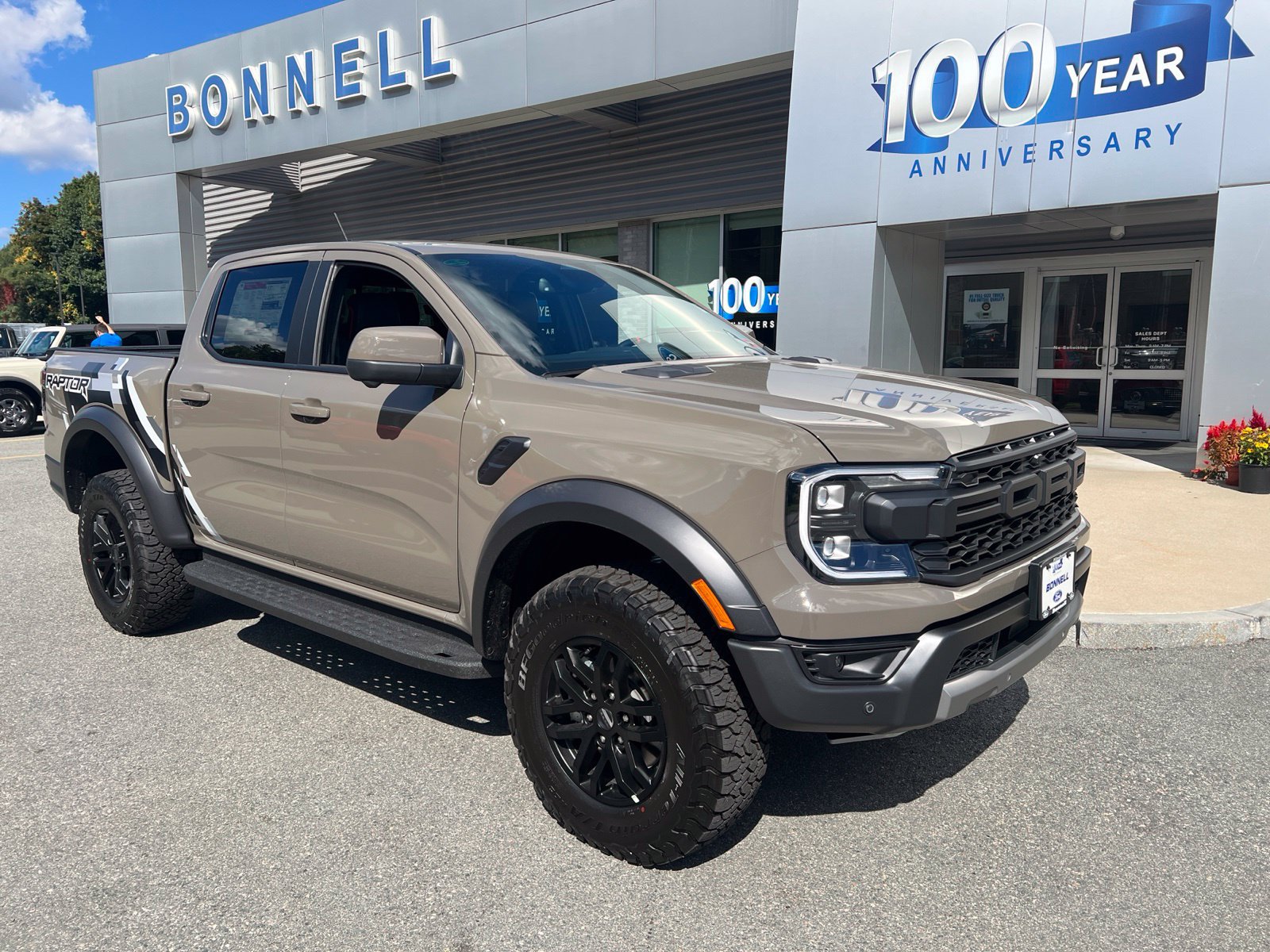 New 2026 Ford Ranger Raptor AWD/4WD image 1