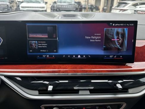 Used 2024 BMW ALPINA XB7 image 24