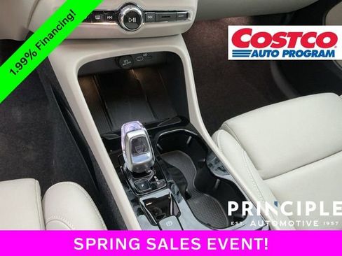 New 2026 Volvo XC40 B5 Plus w/ Protection Package Premier AWD/4WD image 19