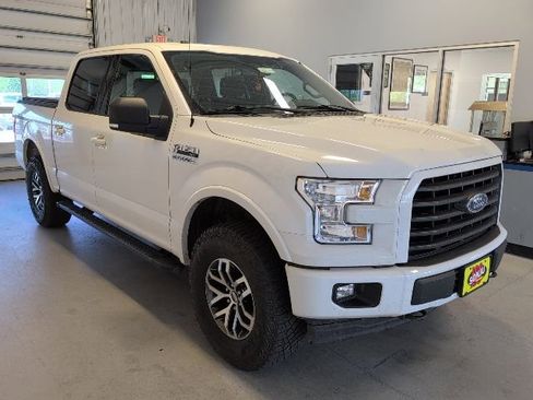 Used 2017 Ford F150 XLT w/ Equipment Group 302A Luxury AWD/4WD image 5