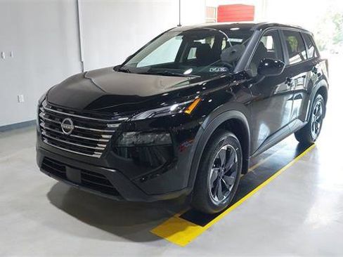 Used 2026 Nissan Rogue SV AWD/4WD image 18