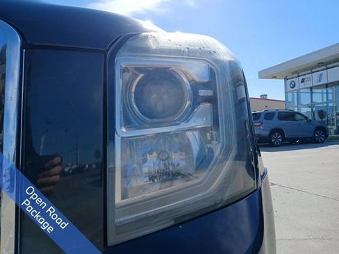 Used 2020 GMC Yukon Denali w/ Open Road Package image 4