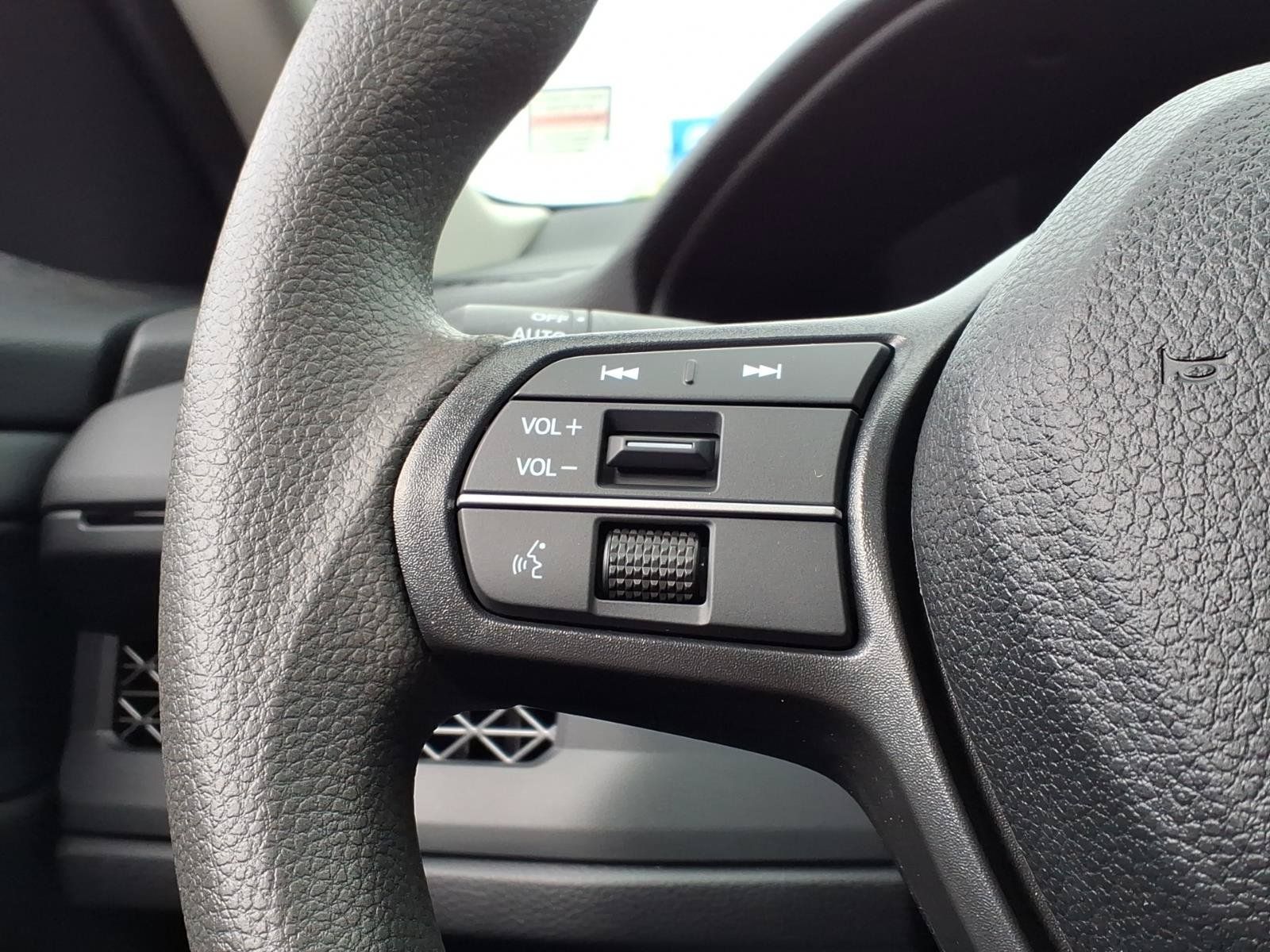 Used 2024 Honda Accord EX image 28