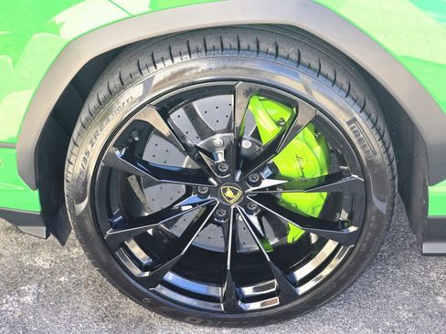 Used 2024 Lamborghini Urus S AWD/4WD image 8