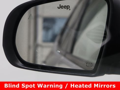 Used 2017 Jeep Compass Latitude w/ Popular Equipment Group image 24