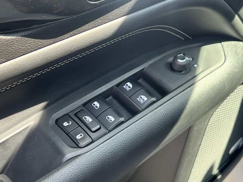 Used 2023 Jeep Compass High Altitude AWD/4WD image 14