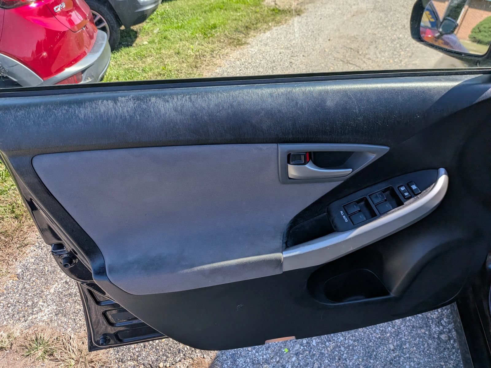 Used 2014 Toyota Prius Two FWD image 20