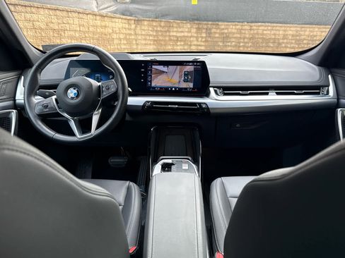 Certified 2025 BMW X1 xDrive28i image 9