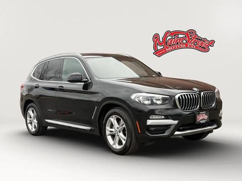 Used 2018 BMW X3 xDrive30i image 1