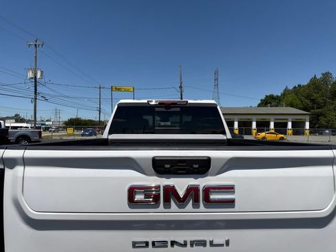 Used 2025 GMC Sierra 3500 Denali w/ Technology Package AWD/4WD image 29