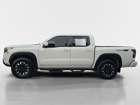 Used 2022 Nissan Frontier PRO-4X w/ Off-Road Protection Package image 2