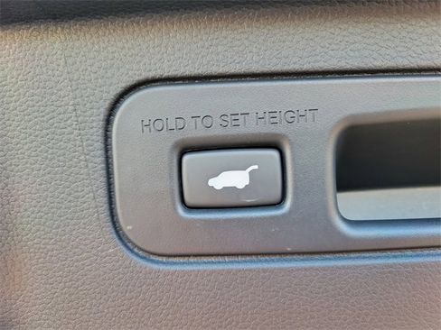 Certified 2025 Honda Pilot Elite image 10