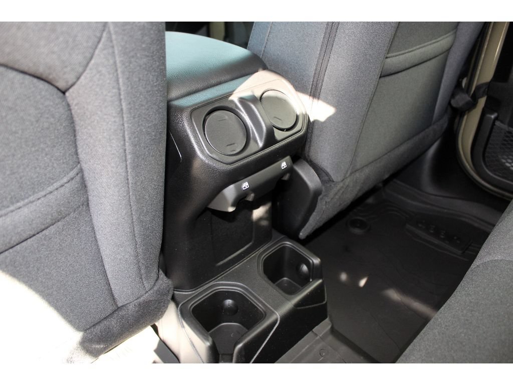 New 2026 Jeep Gladiator Sport AWD/4WD image 18