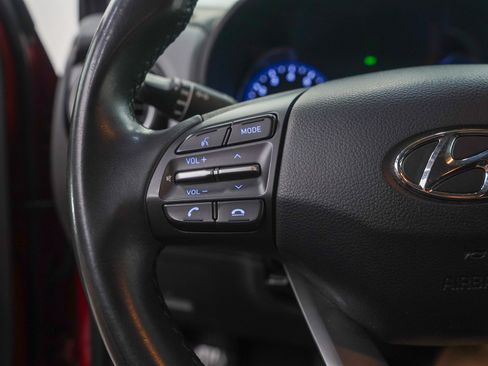 Used 2020 Hyundai Kona SEL FWD image 25