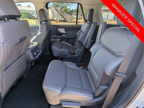 New 2026 Ford Expedition Active RWD image 15