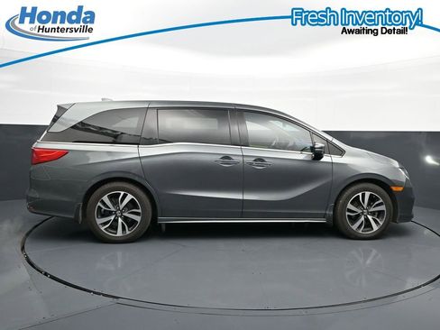 Used 2018 Honda Odyssey Elite image 11